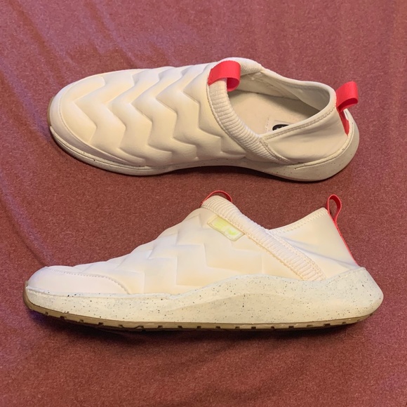 Dr. Scholl’s Home and Out white sneakers - Picture 3 of 6